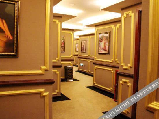 Чунцин: Home Inn (Chongqing Lushan Qinggang Branch)