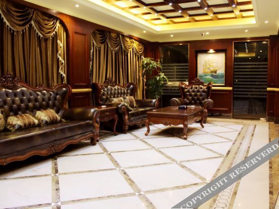Чунцин: Home Inn (Chongqing Lushan Qinggang Branch)
