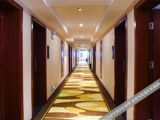 Суйцзян: Holiday Inn Fishing Island Lijiang
