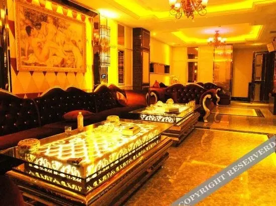 Куньмин: Puzhao Hot Spring Hotel