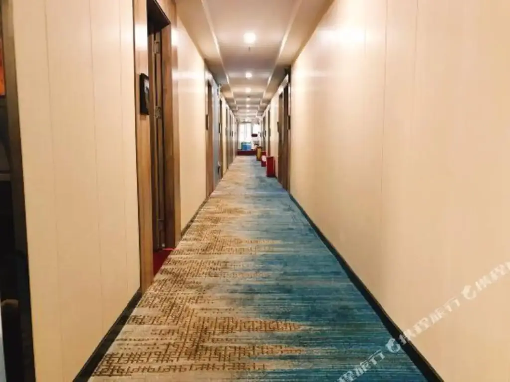 Houhai Express Hotel — фото 1