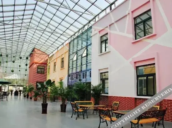 Циндао: Junyi Hotel(Fante dream kingdom store, Hongdao high tech Zone, Qingdao)