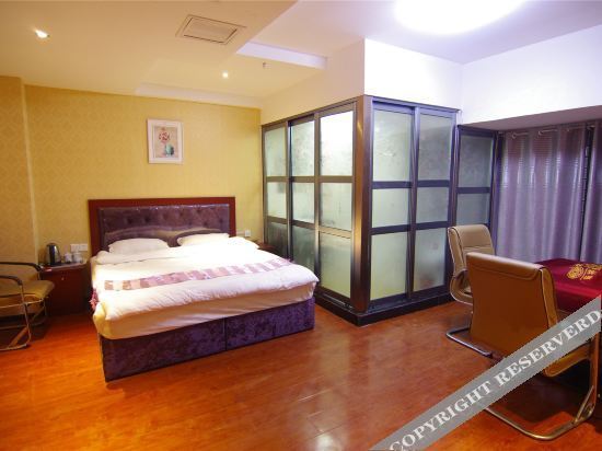 Лохэ: Holiday Inn Luohe MOCO