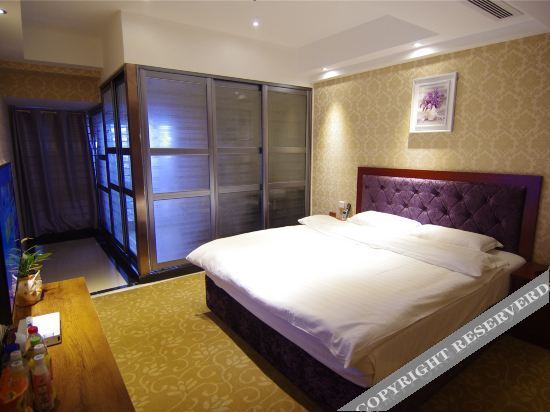 Лохэ: Holiday Inn Luohe MOCO