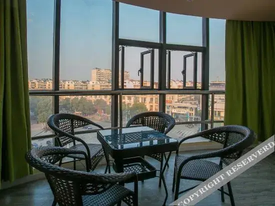 Шаоксинг: Heng8 Chain Hotel (Shaoxing Paojiang Agricultural Business College)
