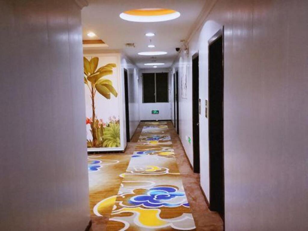 Вэньчжоу: Super 8 Hotel (Cangnan East Qiuzhi Road Store)