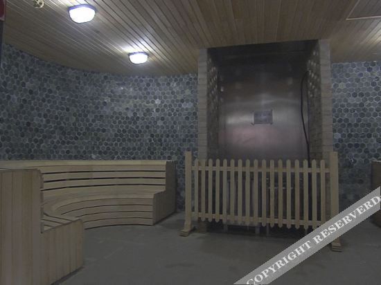 Дацин: Holiday Inn Dulbert Sunshine Hot Springs