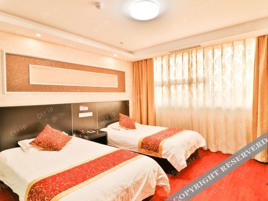 Жичжао: City 118 Chain Hotel (Rizhao Municipal Government Convention and Exhibition Center)