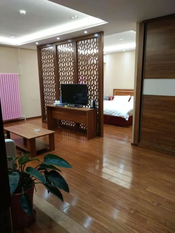 Лянфан: InterContinental Holiday Inn (Sanhe Fuda Shopping Plaza)