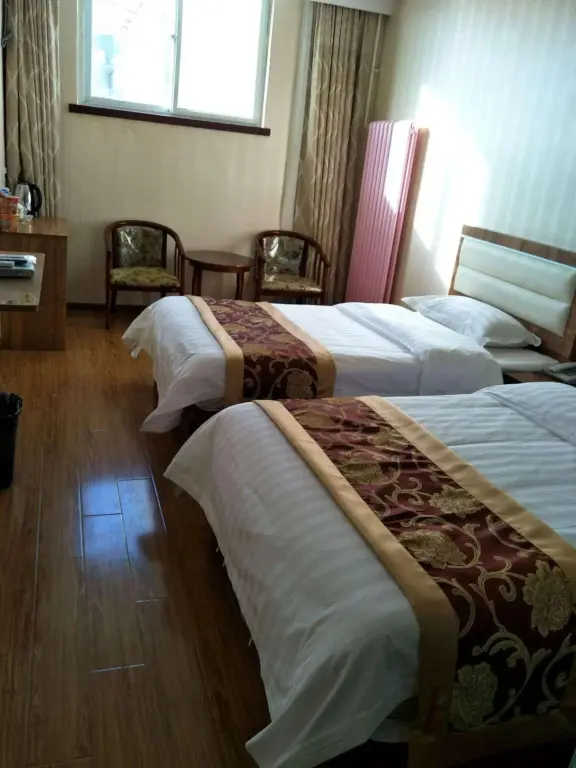 Лянфан: InterContinental Holiday Inn (Sanhe Fuda Shopping Plaza)