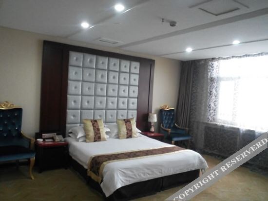 Чаоян: Zhaodong tongxintian Business Hotel
