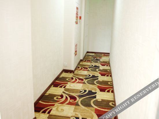 Чэнгуань: Huiming Hloiday Inn