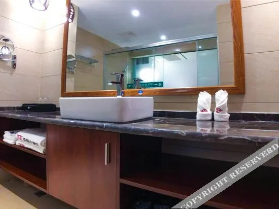 Мэнцзы: Xiyue Hotel