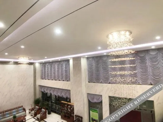 Мэнцзы: Xiyue Hotel