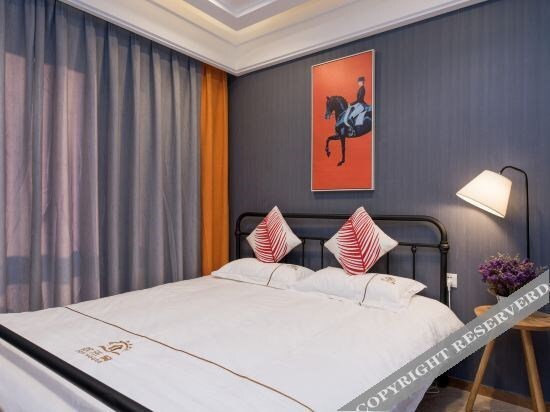 Гуанчжоу: Lezhan Nanpu Island Design Theme Apartment (Guangzhou Nanpu Metro Station)