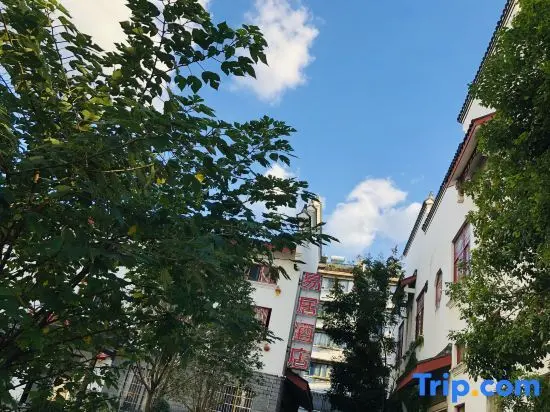 Нинбо: E-house hotel (ningbo zhenhai middle school store)