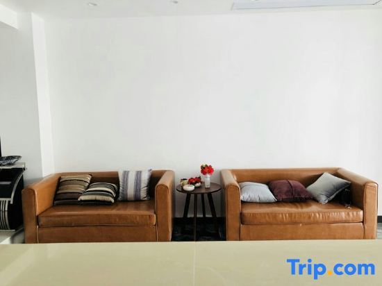 Нинбо: E-house hotel (ningbo zhenhai middle school store)