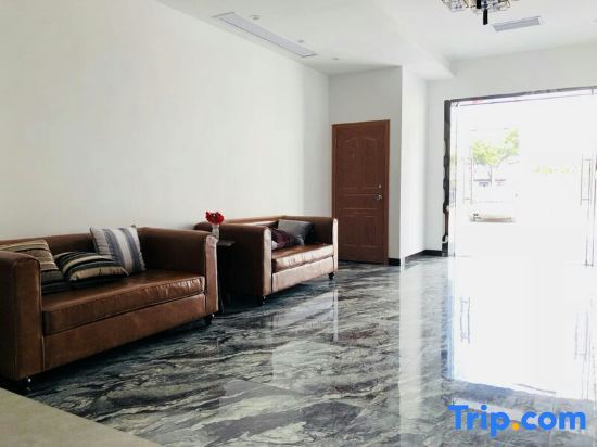 Нинбо: E-house hotel (ningbo zhenhai middle school store)