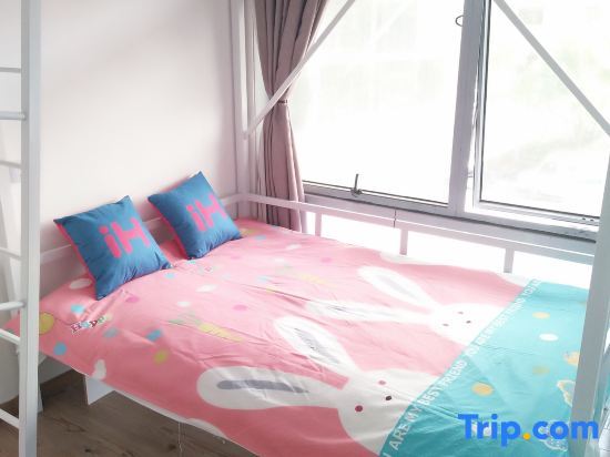 Шанхай: Yuju Hotel Apartment (Shanghai Pengpu New Village Subway Station)