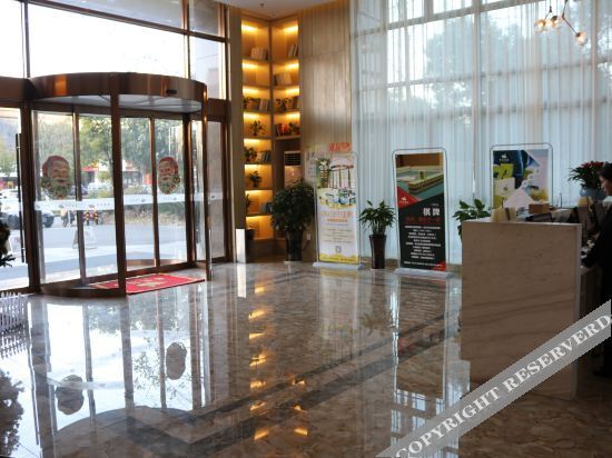 Уси: Huayue Hotel