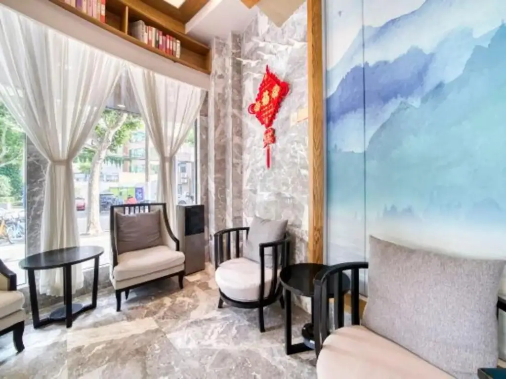 Шанхай: F1 Hotel Irene (Shanghai Daning International)