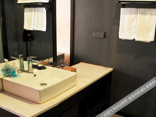 Шаоксинг: Kaiyuan M Hotel (Shaoxing Keqiao Anchang Branch)