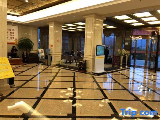 Цинлун: Dejiang Wenzhou Hotel