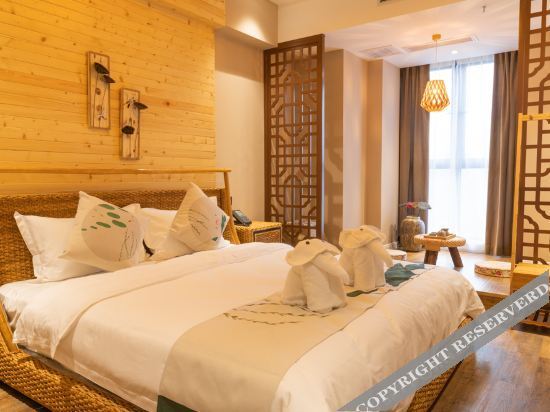 Чунцин: Chongqing Qingju Art Hotel