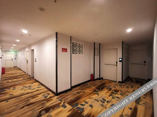 Ухань: Milan    jingpin   Hotel