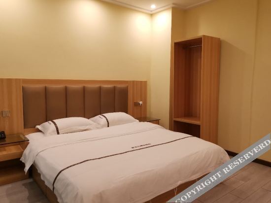 Ухань: Milan    jingpin   Hotel