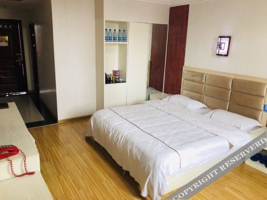 Хэнъян: Xinya Express Hotel (Hengdong Branch)