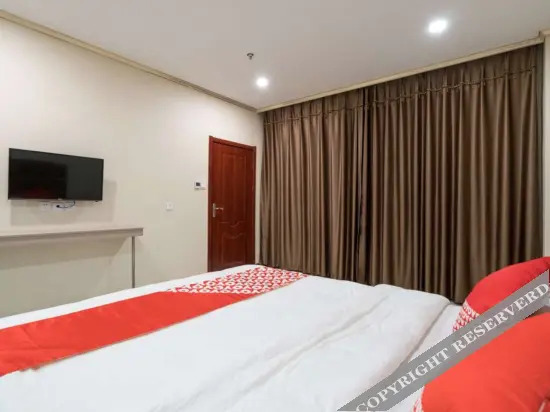 Хецзе: Oyo Heze Palace Hotel (Caozhou Peony Garden Store)