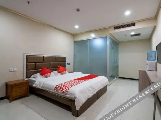 Хецзе: Oyo Heze Palace Hotel (Caozhou Peony Garden Store)