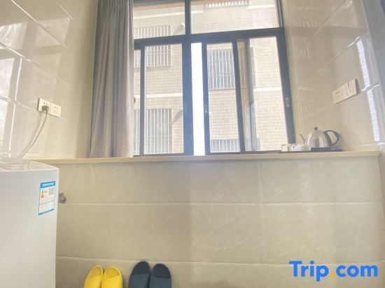 Шаньтоу: Zhuanjiao City Apartment (Shantou Huaqiao Middle School)