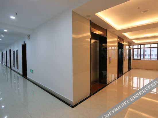 Фошань: Simaier Apartment Hotel
