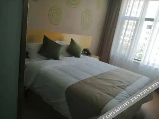 Лянфан: GreenTree Inn Express Hotel (Dachang Film & Television City Shop)
