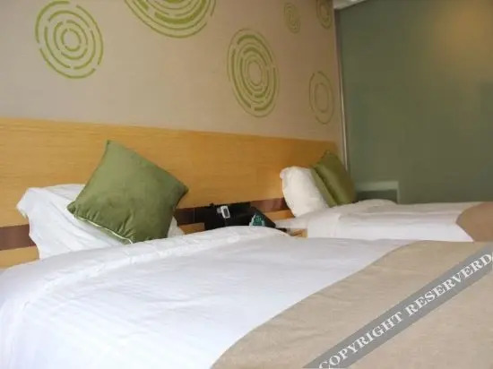 Лянфан: GreenTree Inn Express Hotel (Dachang Film & Television City Shop)