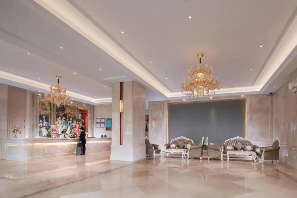 Чжаньцзян: Vienna International Hotel (Lianjiang Avenue Xinyuan International Plaza)