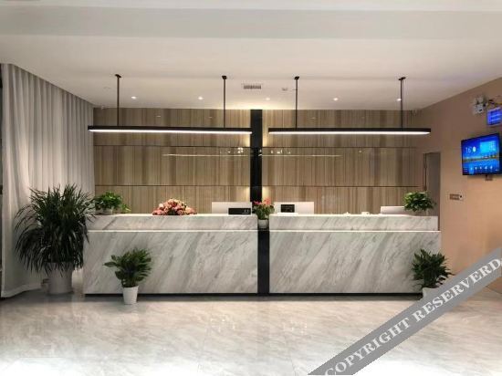 Ухань: Fengshang Hotel (Wuhan Zhonghe Century Plaza Fenghuang Road Subway Station)