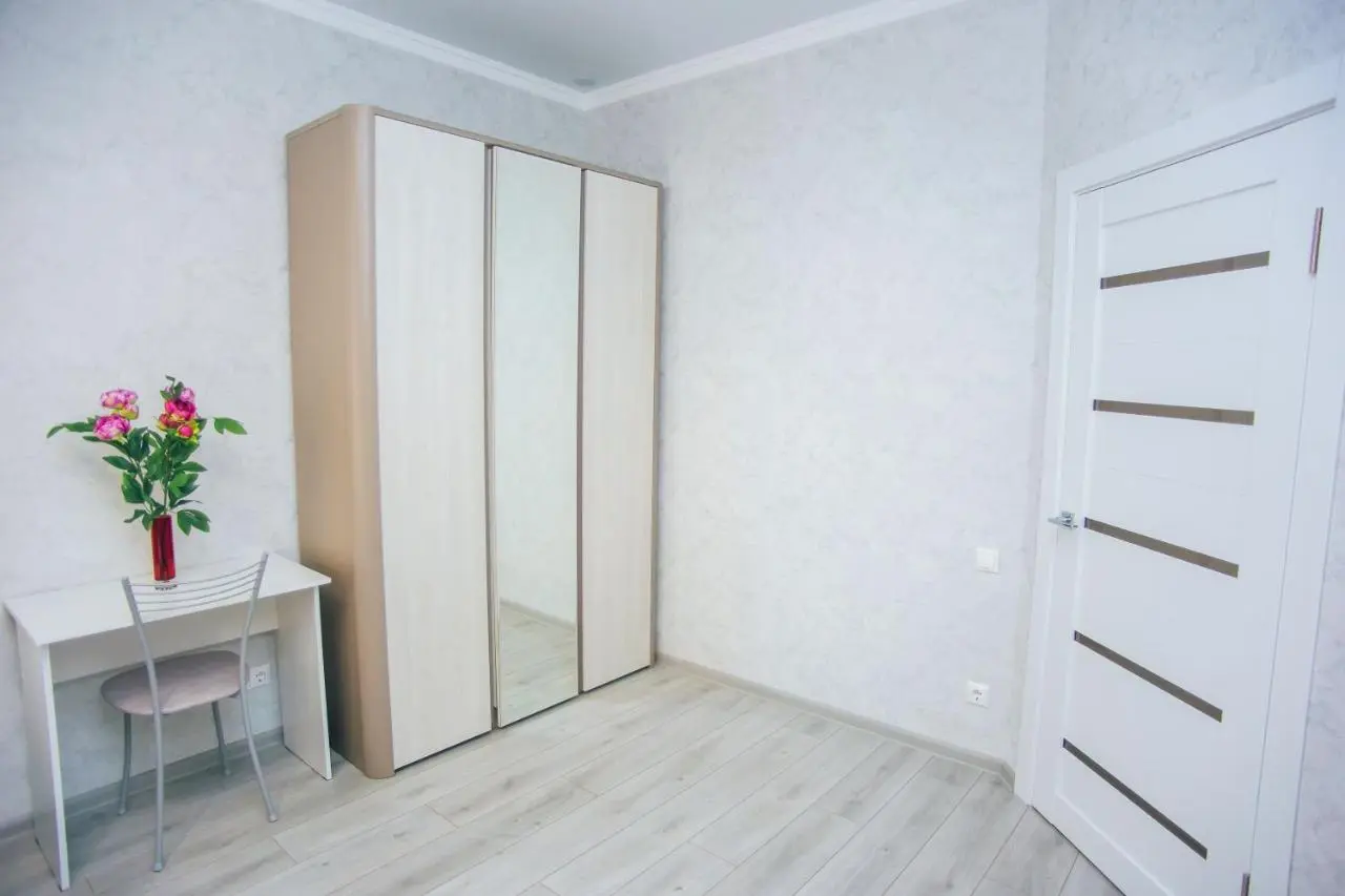 Новороссийск: Апарт-отель Кристалл 375