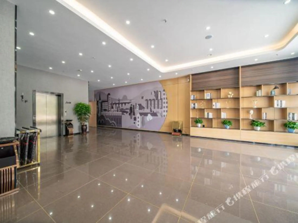 Лаиву: U Plus Hotel (Jinan Laiwu District Kou Town Store)