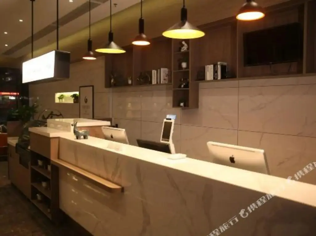 Фучжоу: Superior Hotel (Fuzhou Red Star Macalline, Nanchang University)