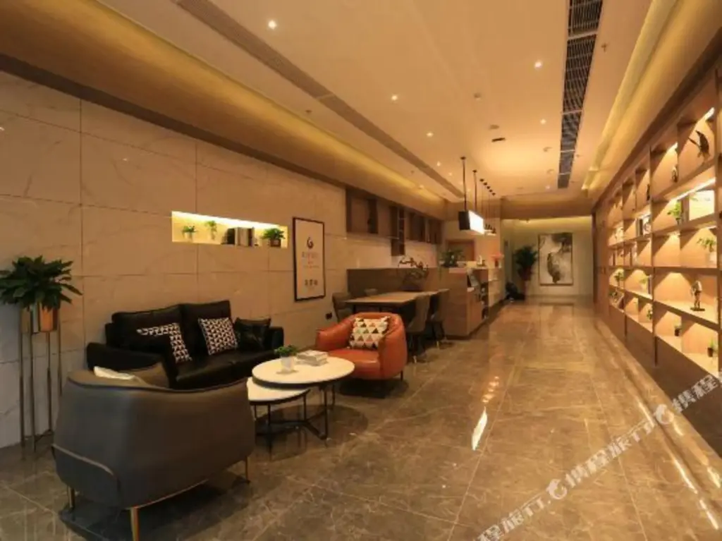 Фучжоу: Superior Hotel (Fuzhou Red Star Macalline, Nanchang University)