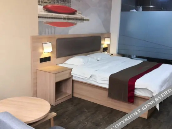 Циндао: Shangkeyou Hotel (Pingdu Xinhezhen Yanbang Road Branch)