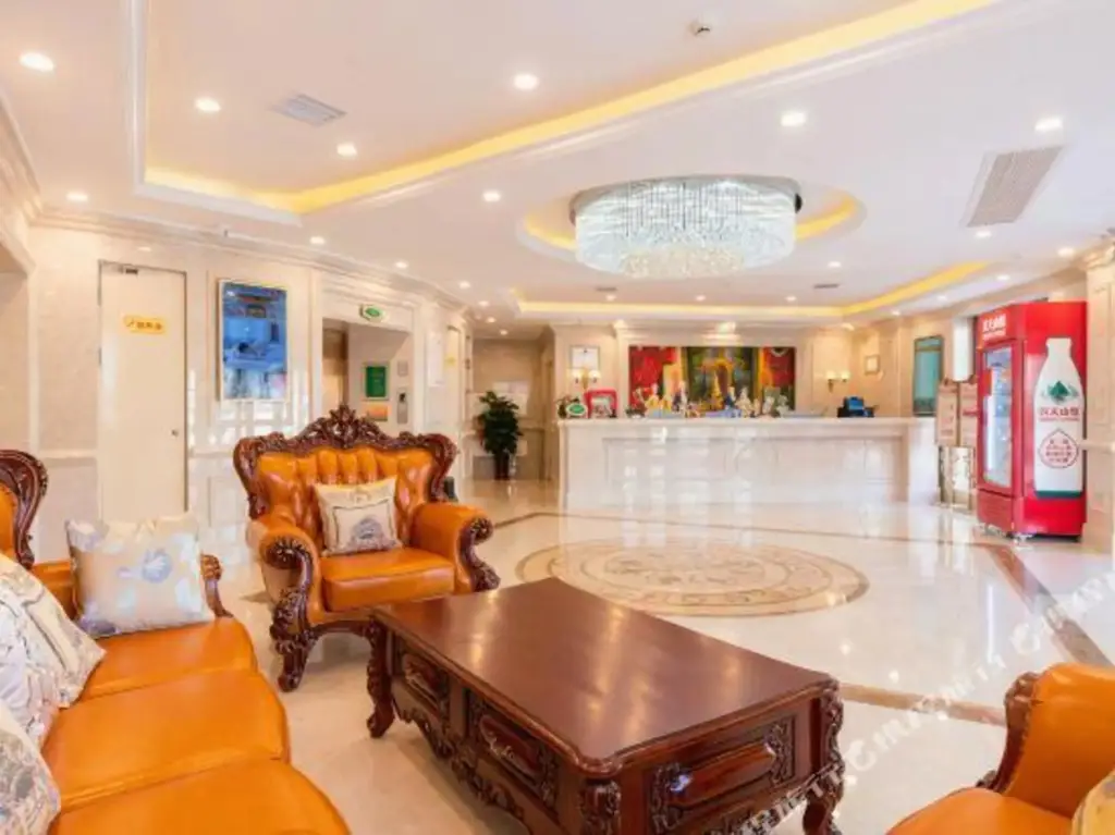 Тяньцзинь: Vienna 3 Best Hotel (Tianjin Dagang Wanda Plaza)