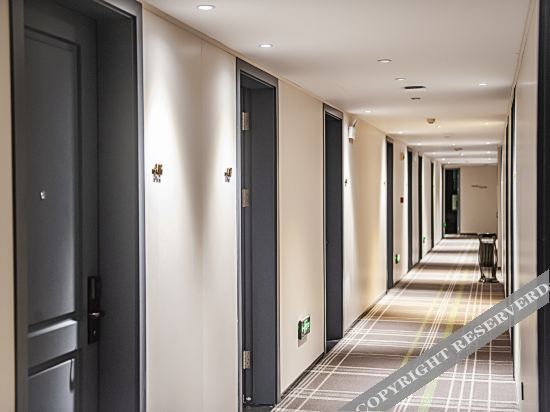 Лючжоу: City Comfort Hotel Premier (Liuzhou Five-star Pedestrian Street Store)