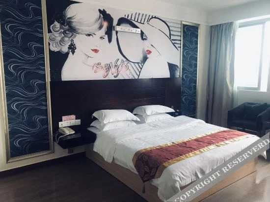 Фошань: Foshan Baina Hotel (Nanhai Film and Television City)