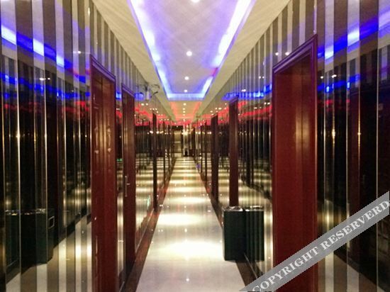 Шанхай: Shanghai Yuezhong Hotel