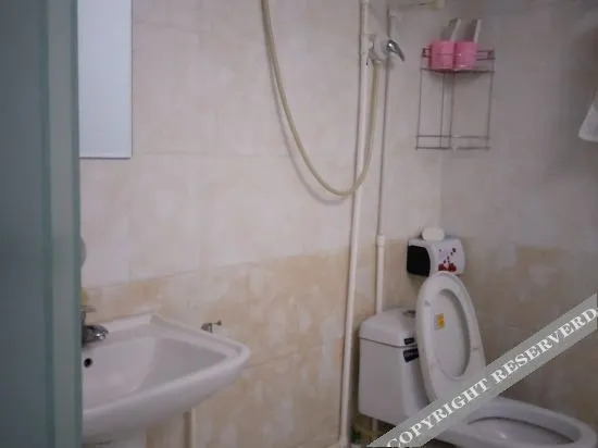 Долуньноэр: Antai Hostel