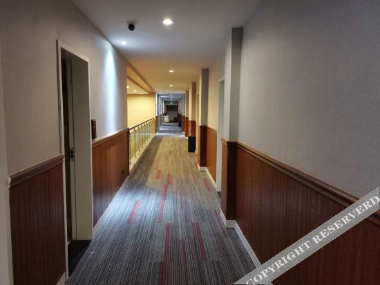 Цзюцзян: Junyi Hotel (Pengze Longcheng Avenue Store)
